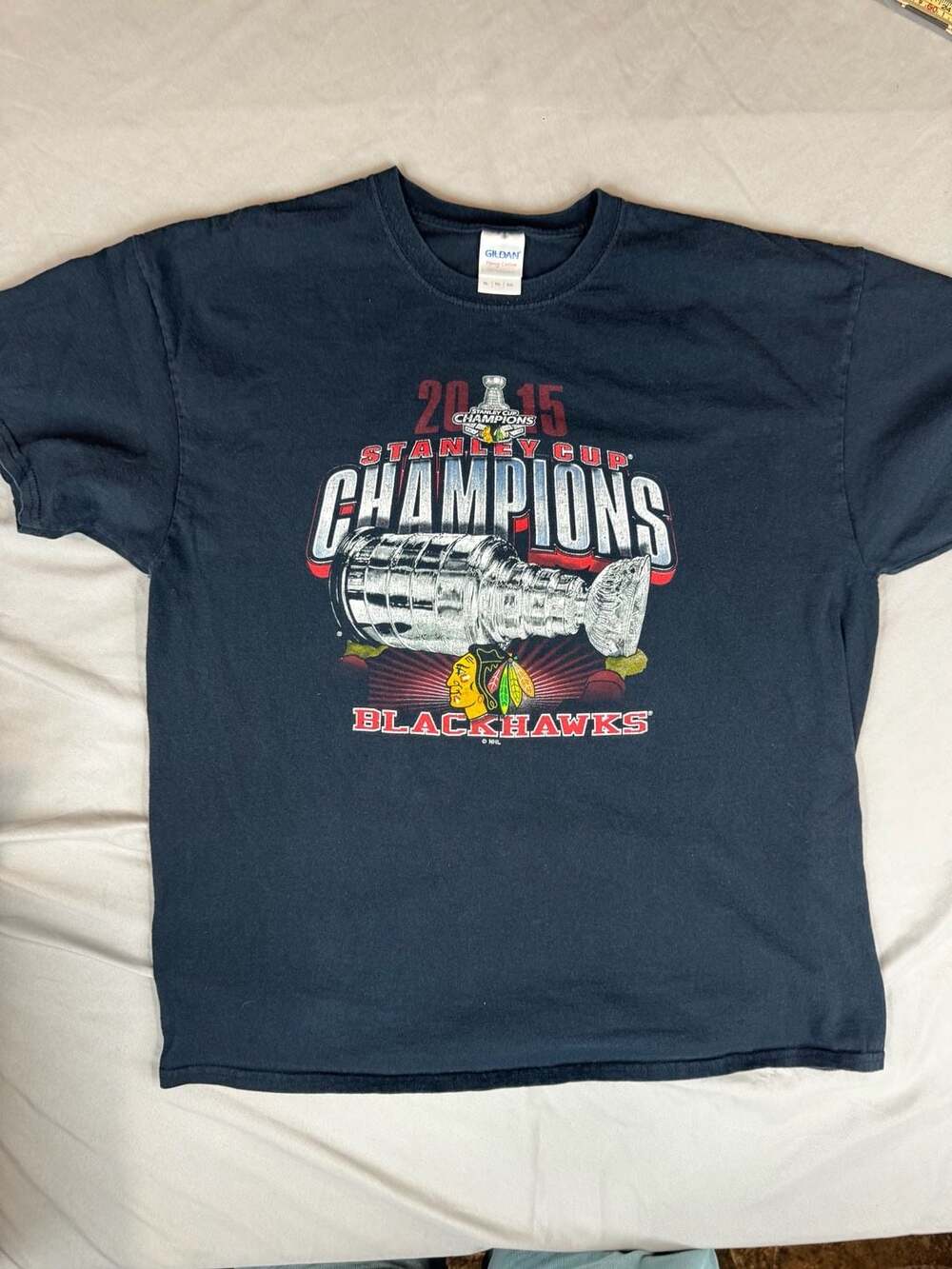 2015 CHICAGO BLACKHAWKS RAISED STANLEY CUP CHAMPIONS MEN'S L T SHIRT KANE TOEWS